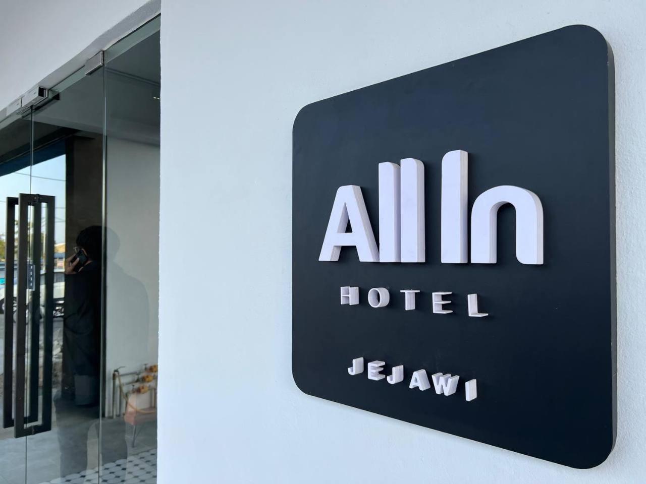 All In Hotel Kangar Exteriér fotografie